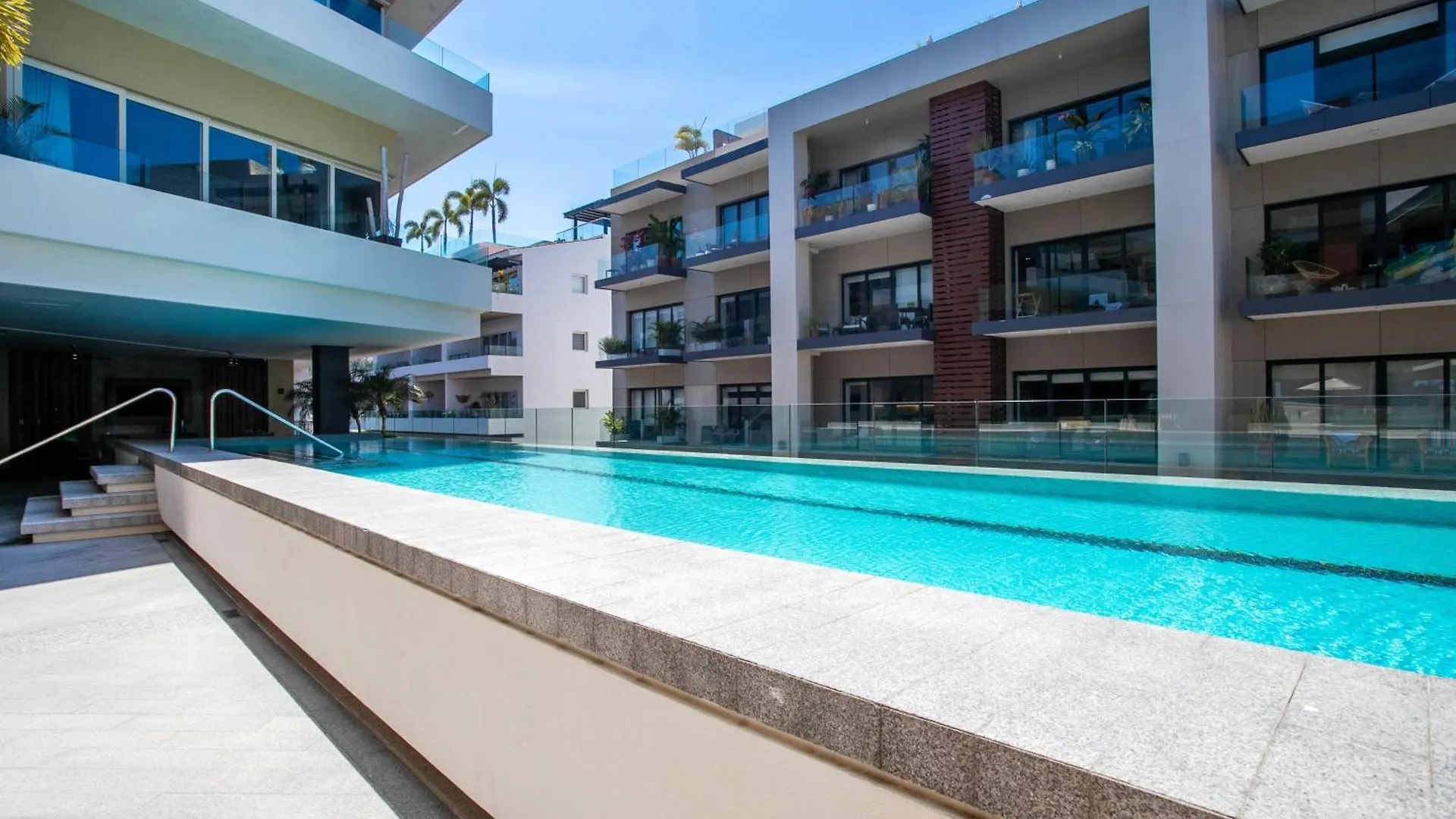 Modern Mexican Condo With View, Pools And Gym Puerto Vallarta 0*,